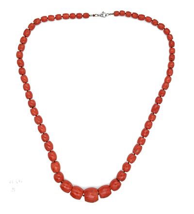 Collana di Corallo con Chiusura in Metallo