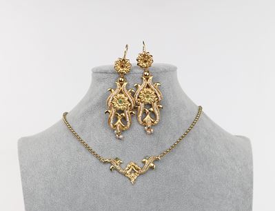 Parure di Girocollo e Orecchini Pendenti in Oro e Microperle