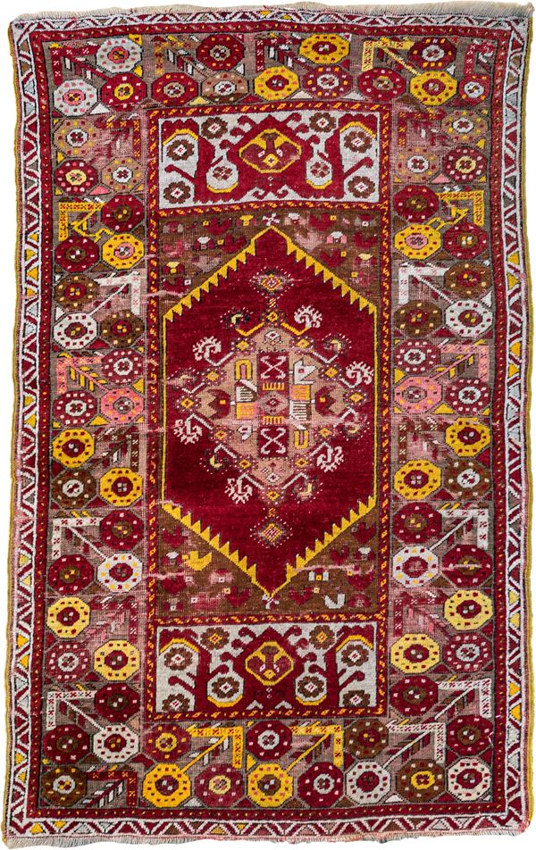 Piccolo tappeto anatolico rosso, giallo senape e bianco