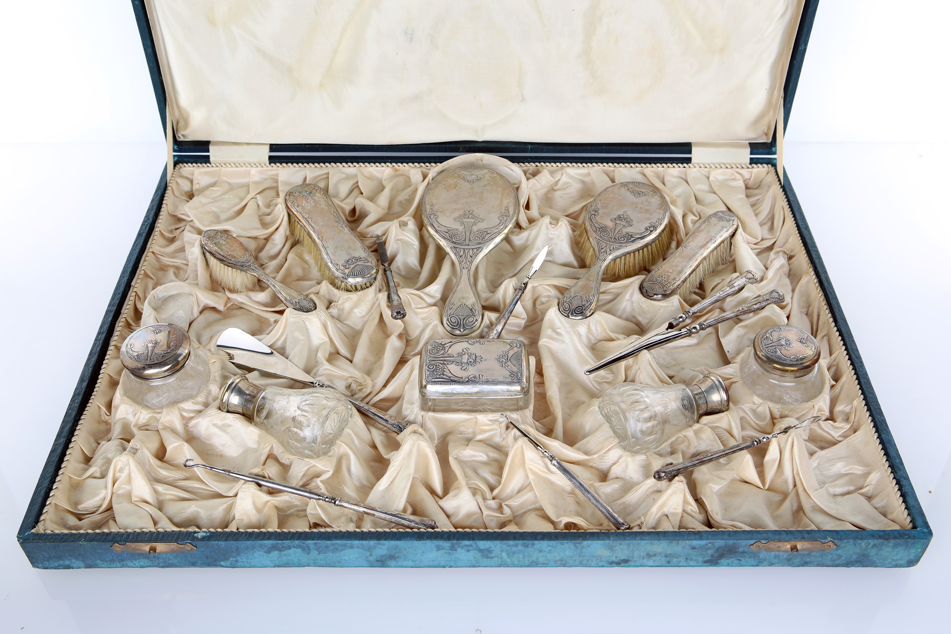 Necessaire per Toletta in Vetro, Argento e Metallo, XX Secolo