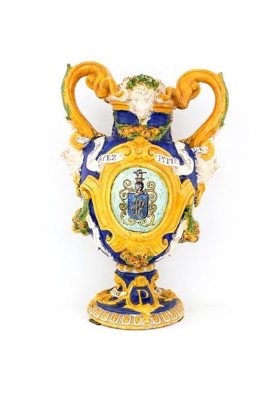 Due Vasi in Maiolica Policroma