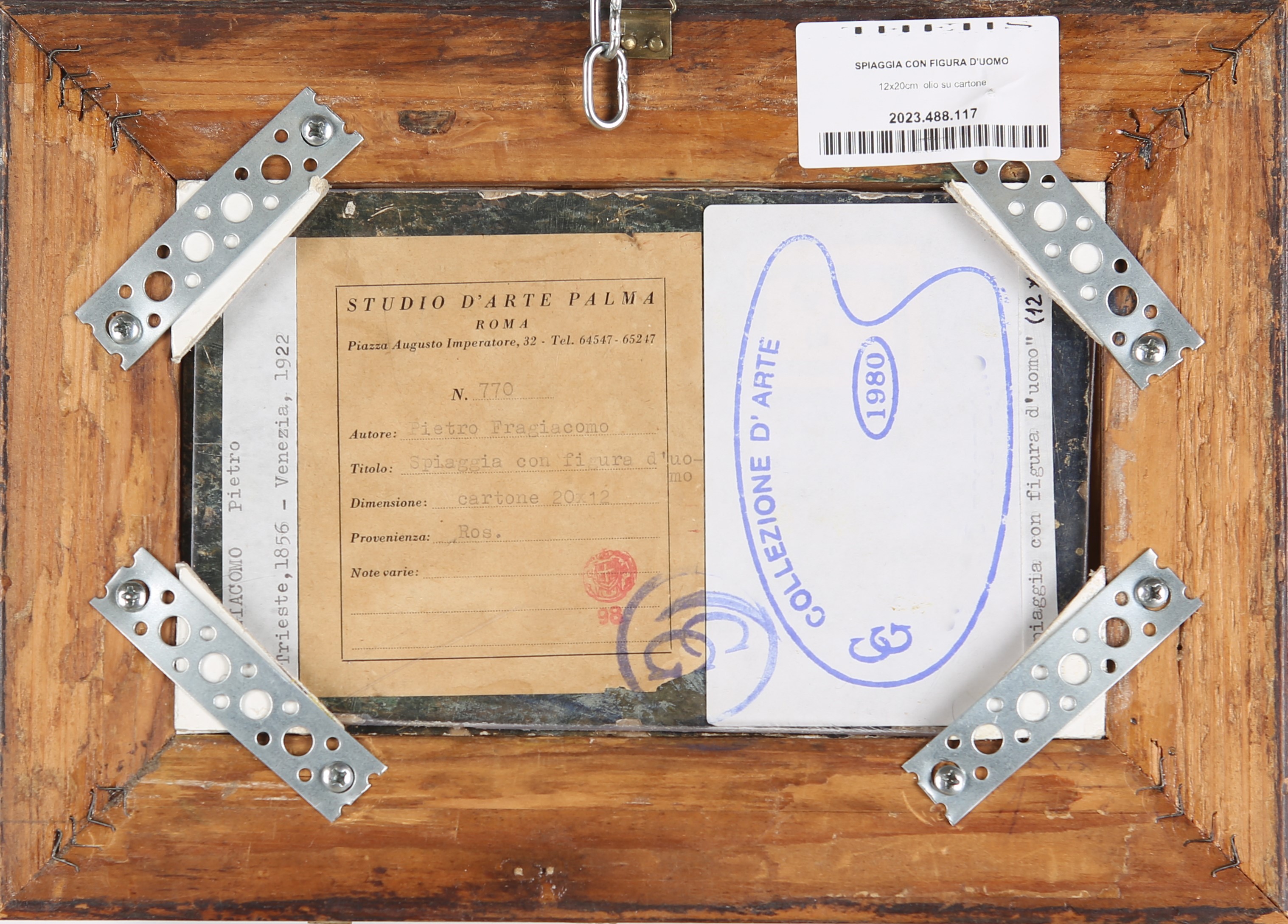 Marina al tramonto con figura