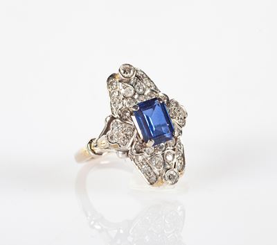 Anello in Oro Diamanti e Zaffiro