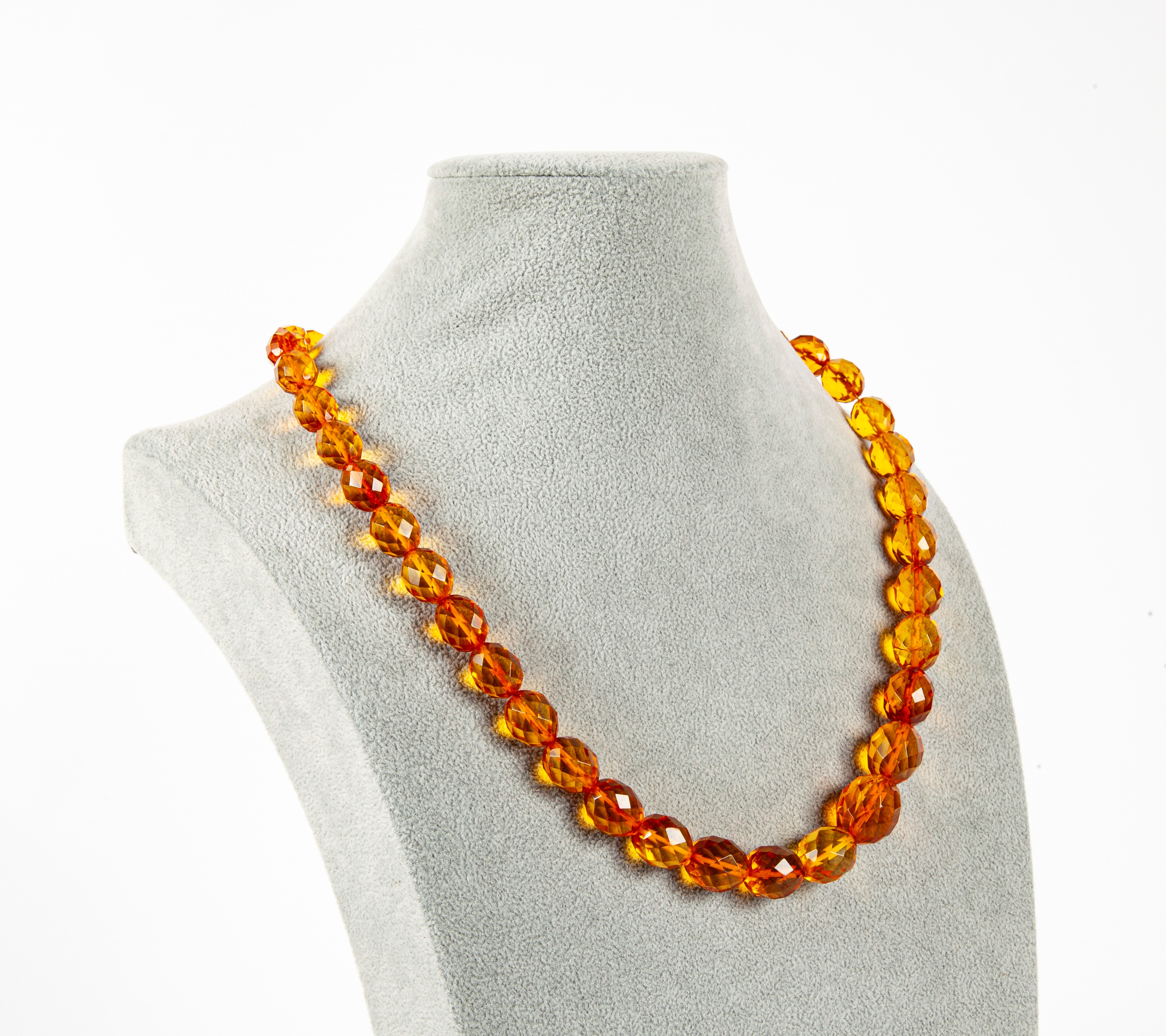 Collana in Ambra Baltica Sfaccettata