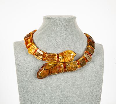 Collana in Ambra