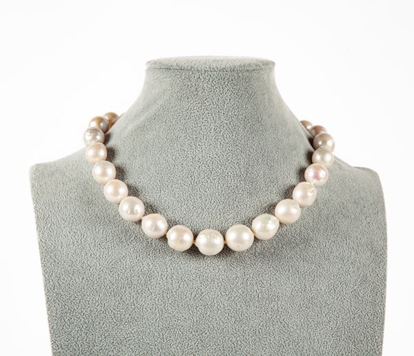 Collana di perle South Sea e oro