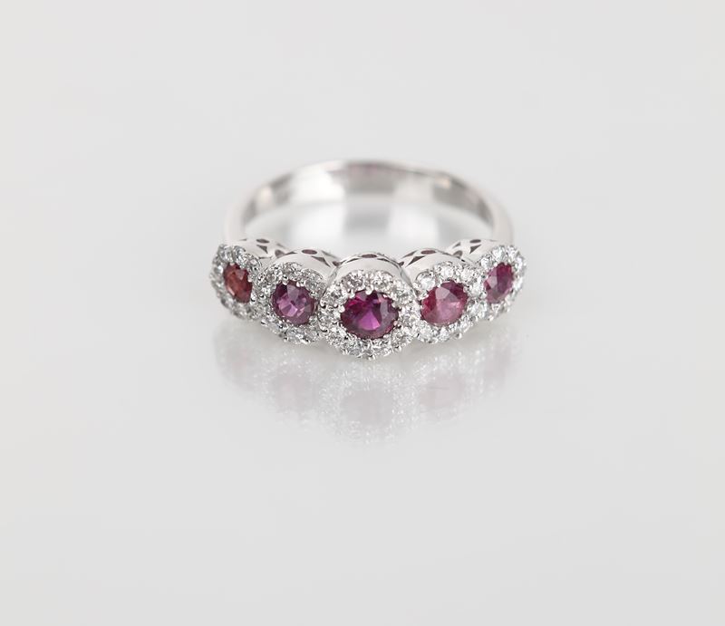 Anello in Oro, Rubini e Brillanti
