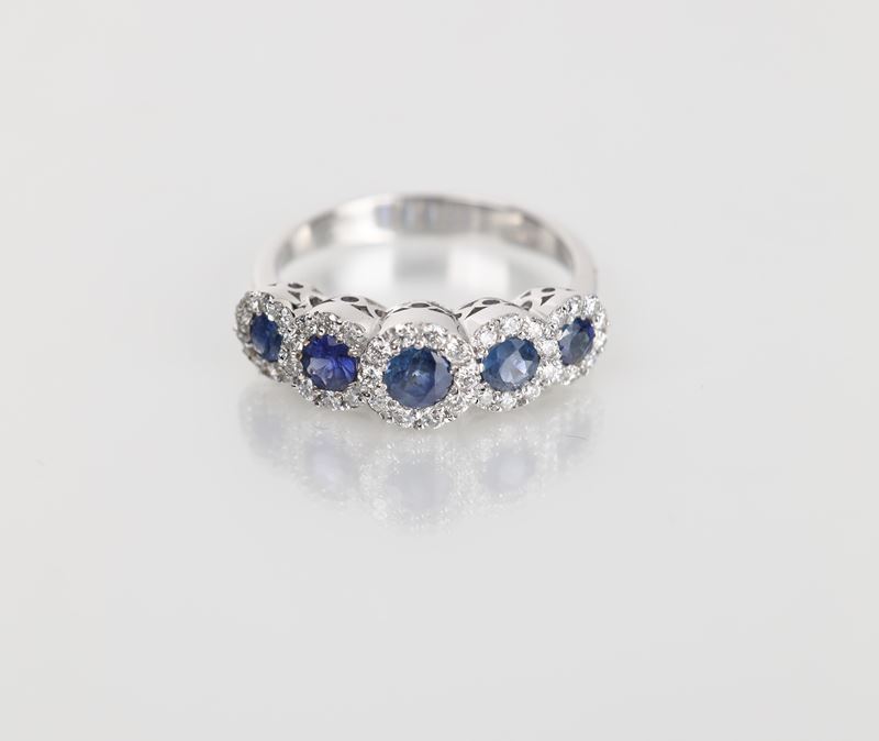 Anello in Oro, Zaffiri e Brillanti