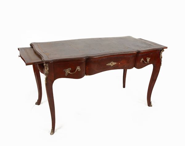 Scrivania francese con piano in pelle