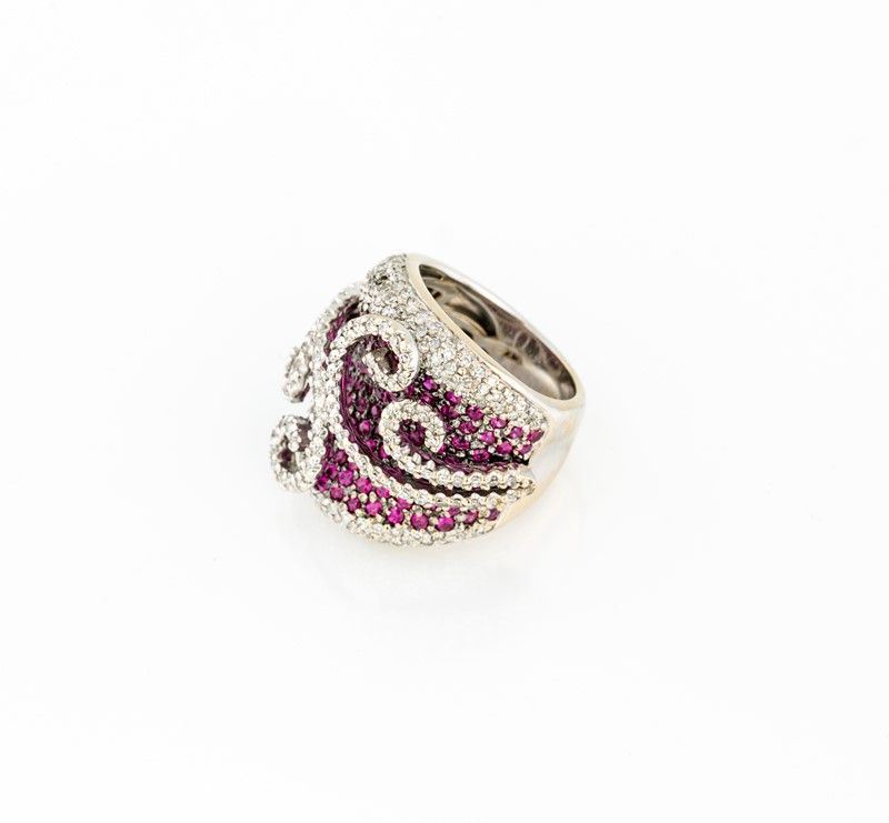 Anello con Rubini