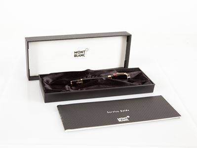 Montblanc Boheme Rouge - Penna Stilografica con Pennino Retrattile in Vernice Nera e Finiture Lam...
