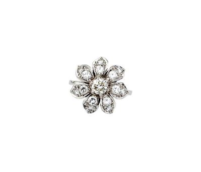Anello in Oro Bianco con Fiore in Brillanti