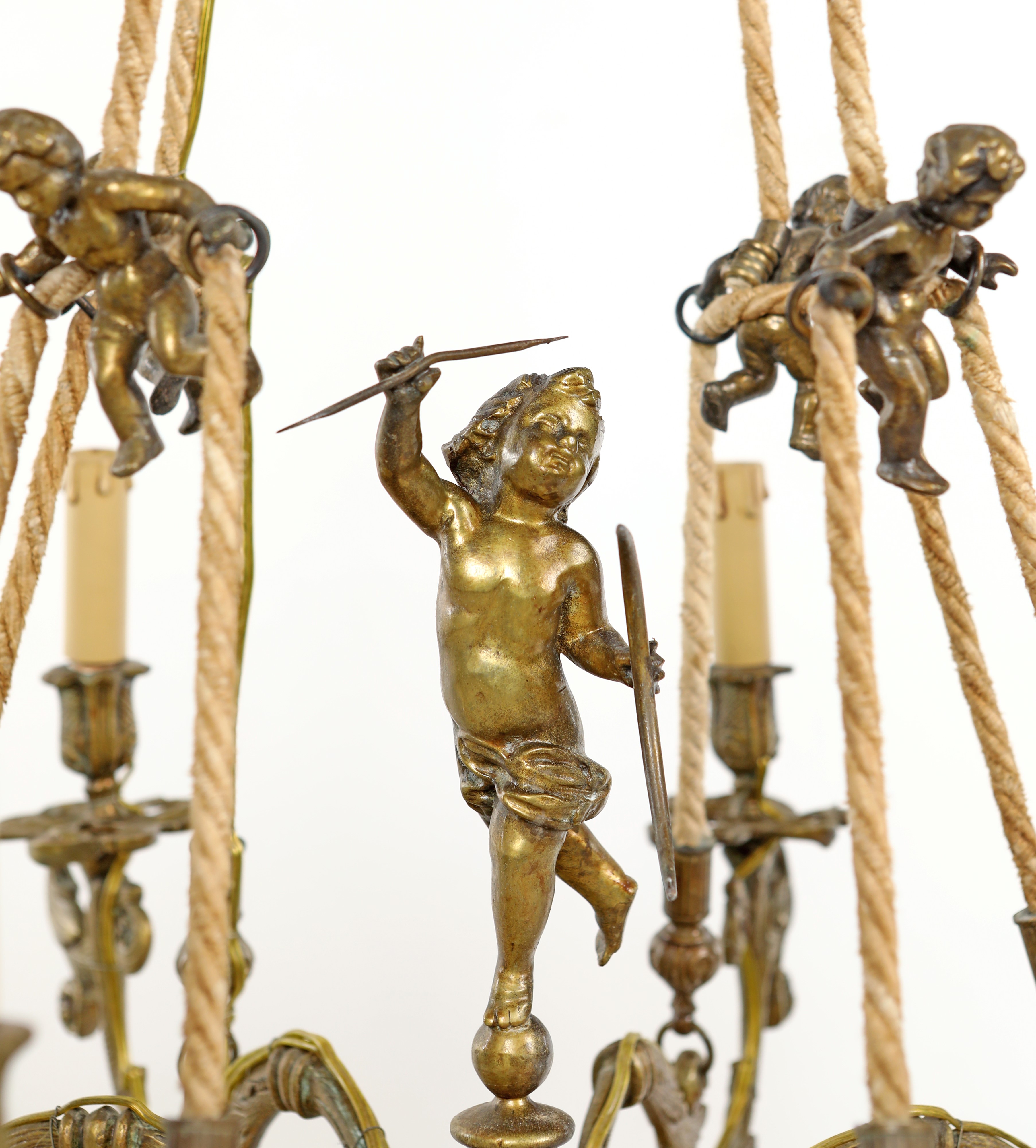 Lampadario in Bronzo Dorato a Otto Luci