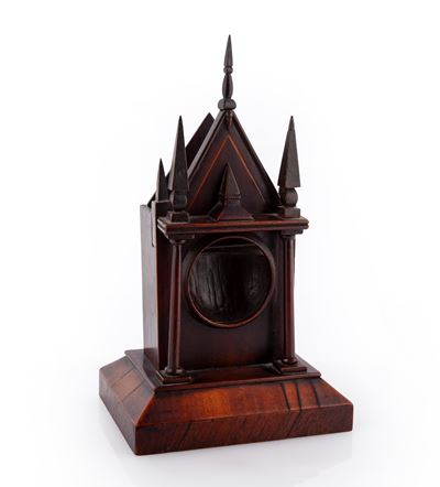 Porta Orologio da Tavolo in Legni Vari a Forma di Tempietto Neogotico