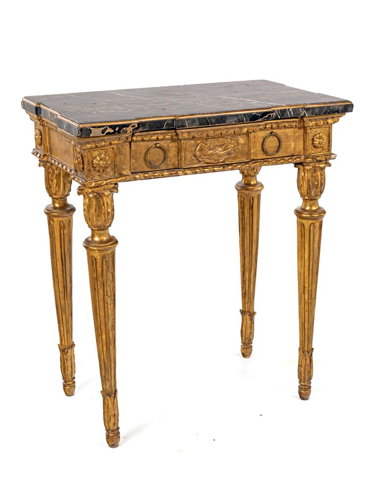 Piccola Console in Legno Dorato, Fine del XVIII/inizi del XIX Secolo