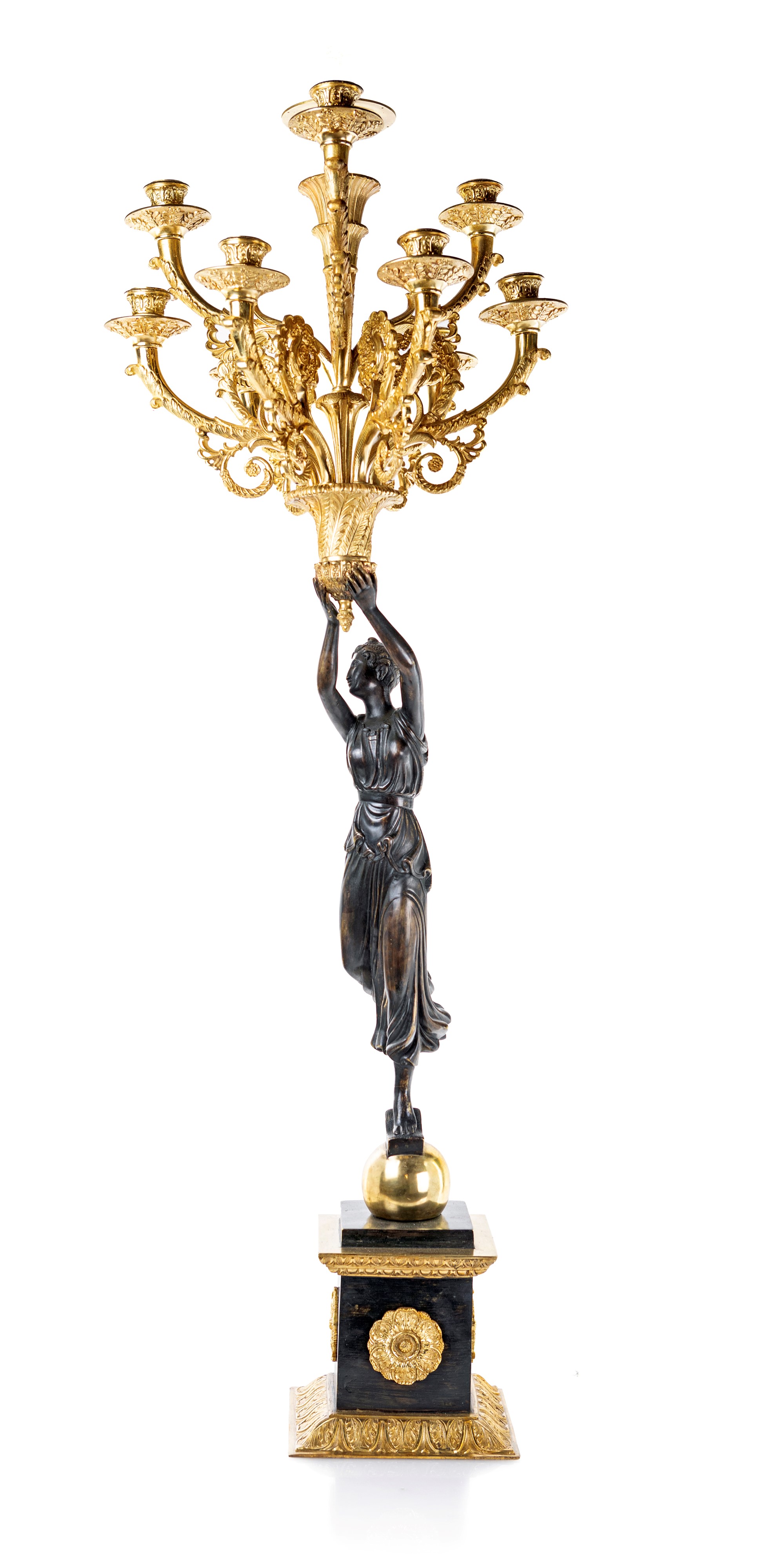 Coppia di Grandi Candelabri in Bronzo Dorato e Brunito a Dieci Luci, Francia, Seconda Metà del XI...