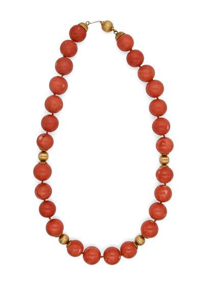 Collana in Oro e Corallo