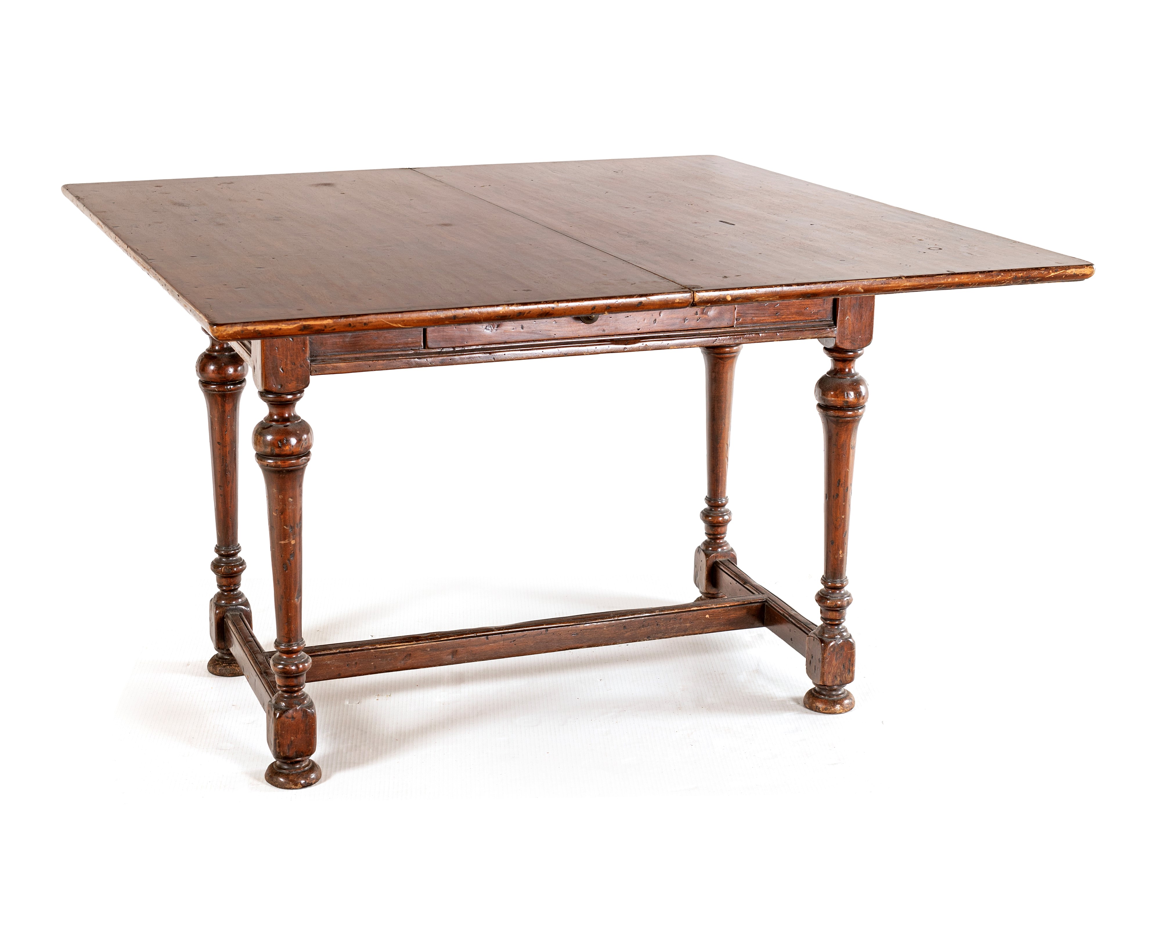 Tavolo rettangolare in noce