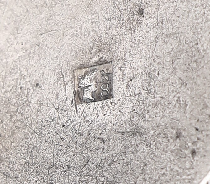 Sei Piccoli Boccali in Argento 833/000 con Manico Sagomato ed Inciso, Napoli, XIX Secolo