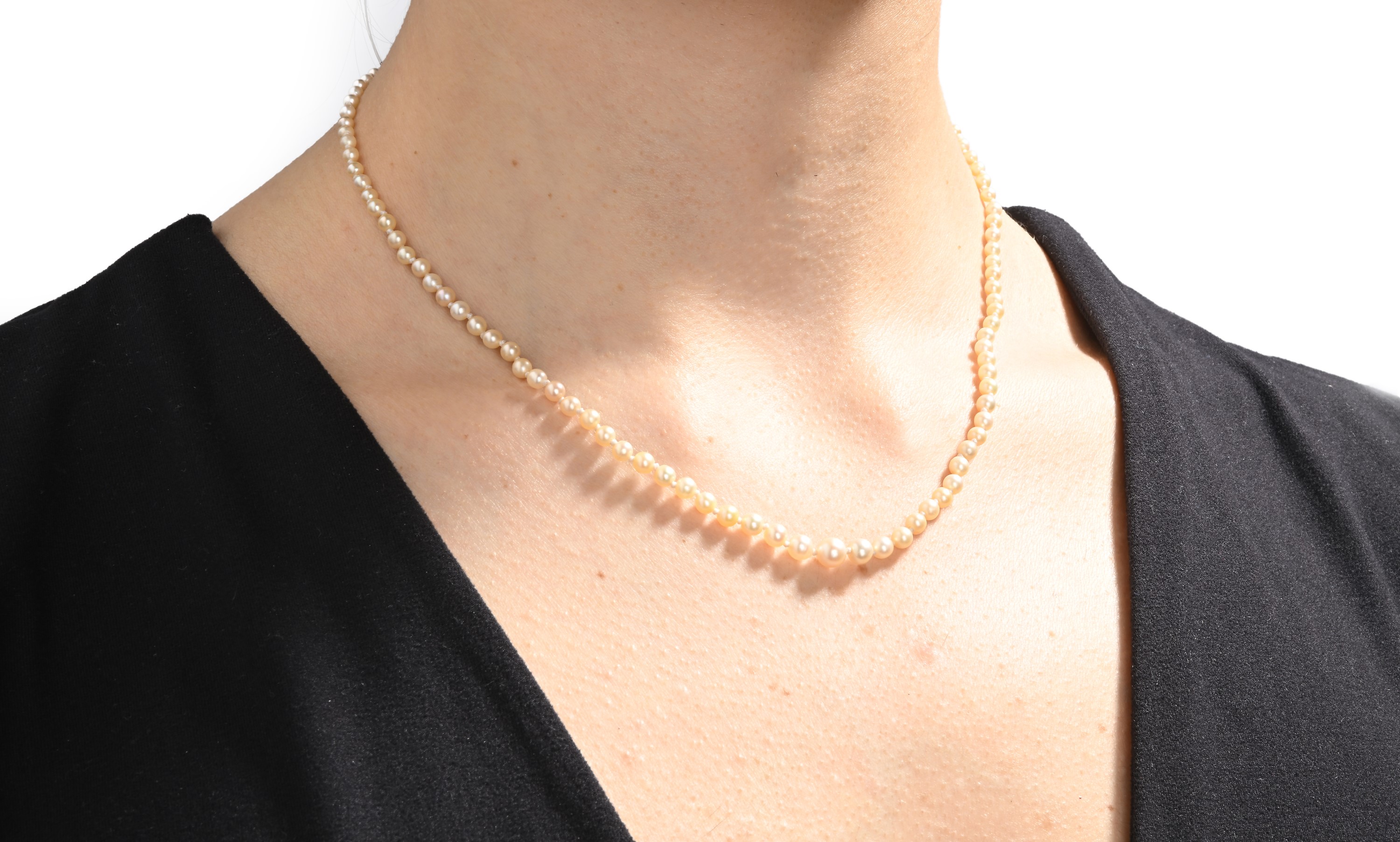 Collana Antica in Perle Naturali Spontanee