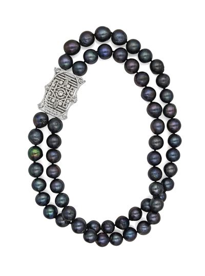 Collana di Perle Grige