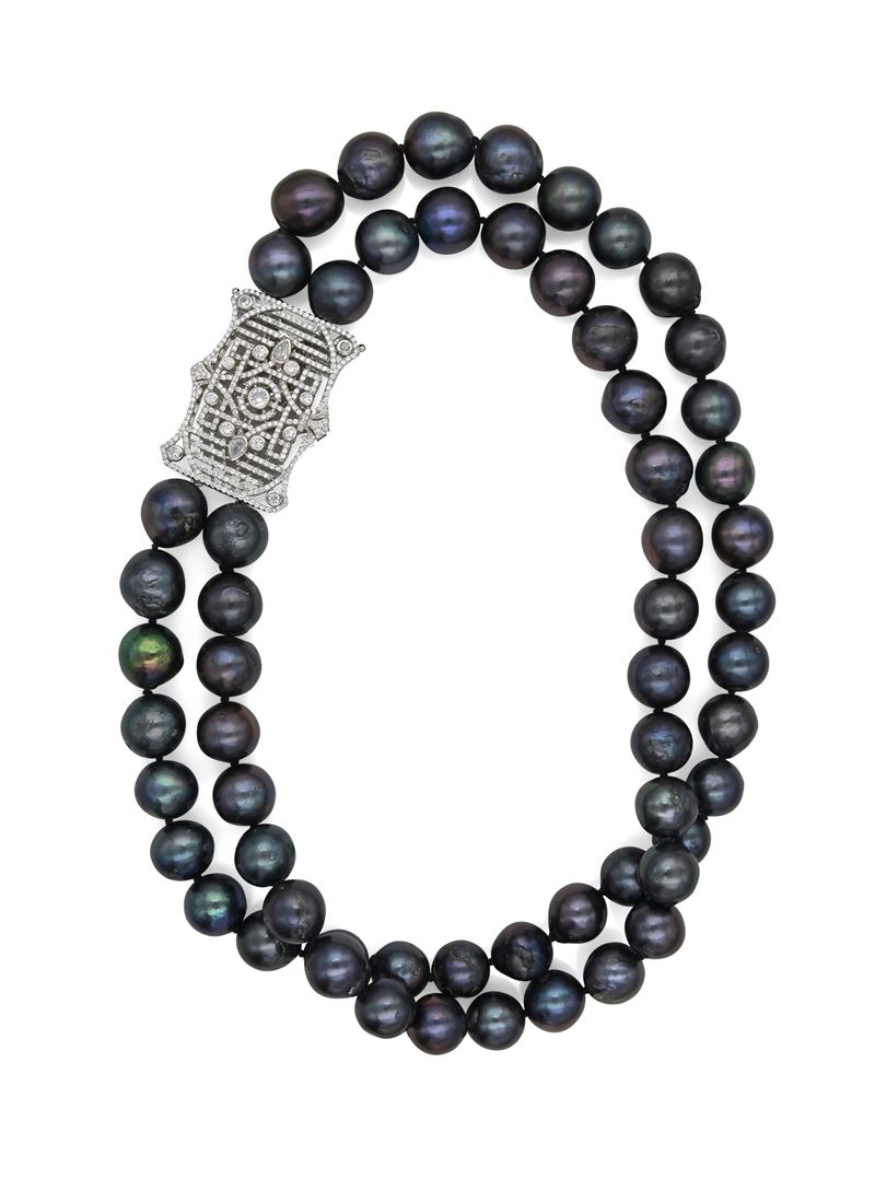 Collana di Perle Grige