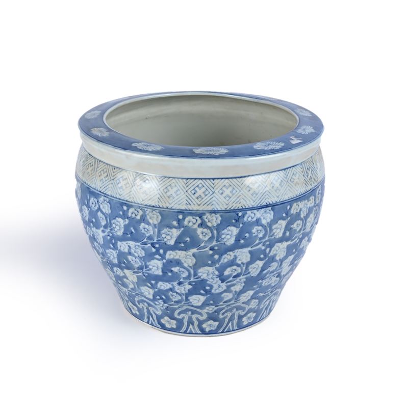 Cache pot in porcellana bianca e blu, Cina