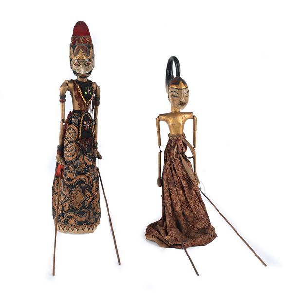 Due burattini sundanesi del teatro Wayang Golek, Giava occidentale, Indonesia, fine XIX/inizi XX secolo