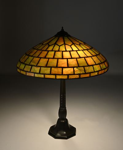 Lampada da Tavolo in Bronzo e Vetro Giallo Piombato, Attribuibile alla Duffner & Kimberly Co. New...