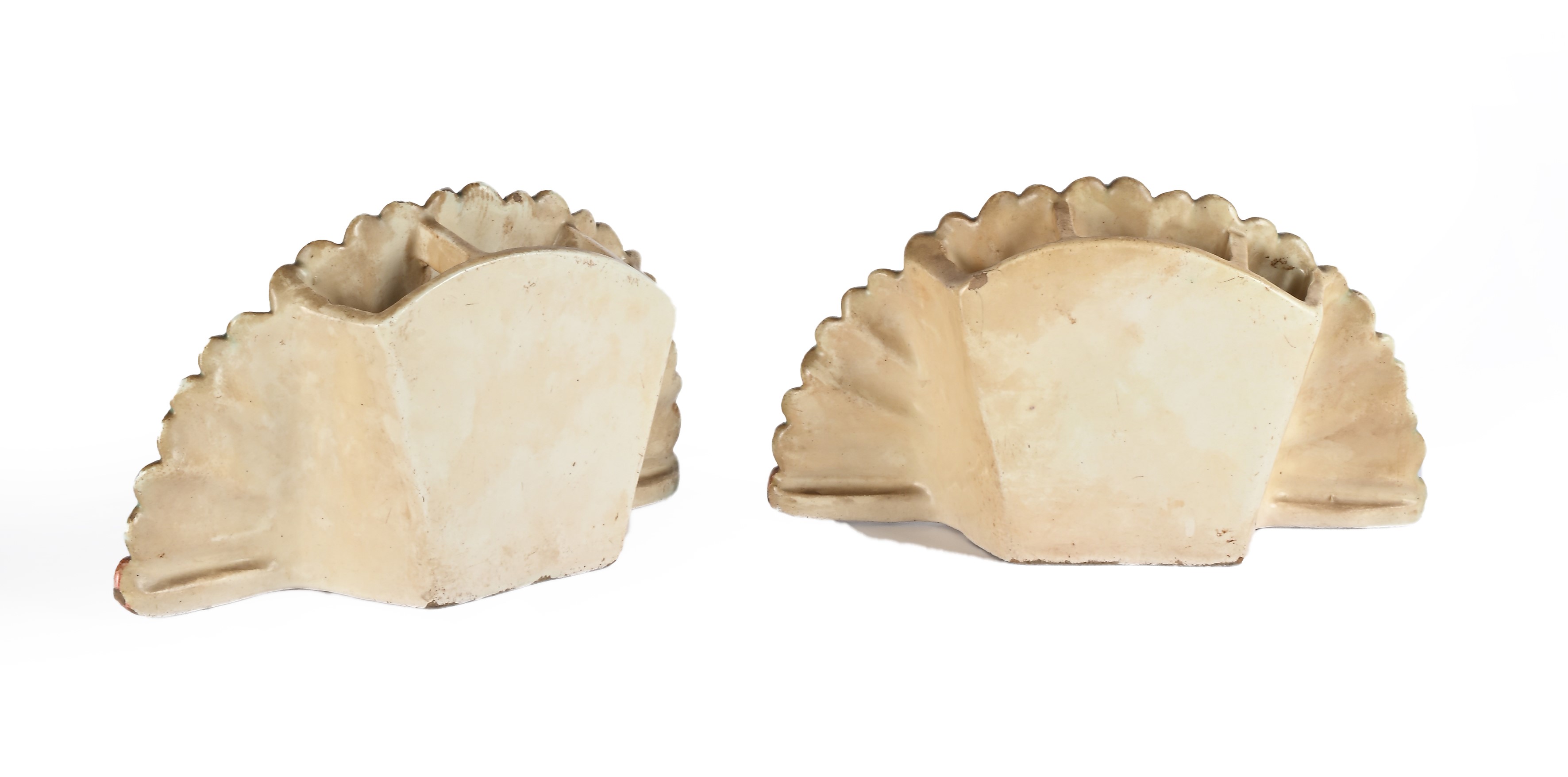 Coppia di tulipiere a ventaglio in maiolica policroma, Delphin Massier (1836-1907)