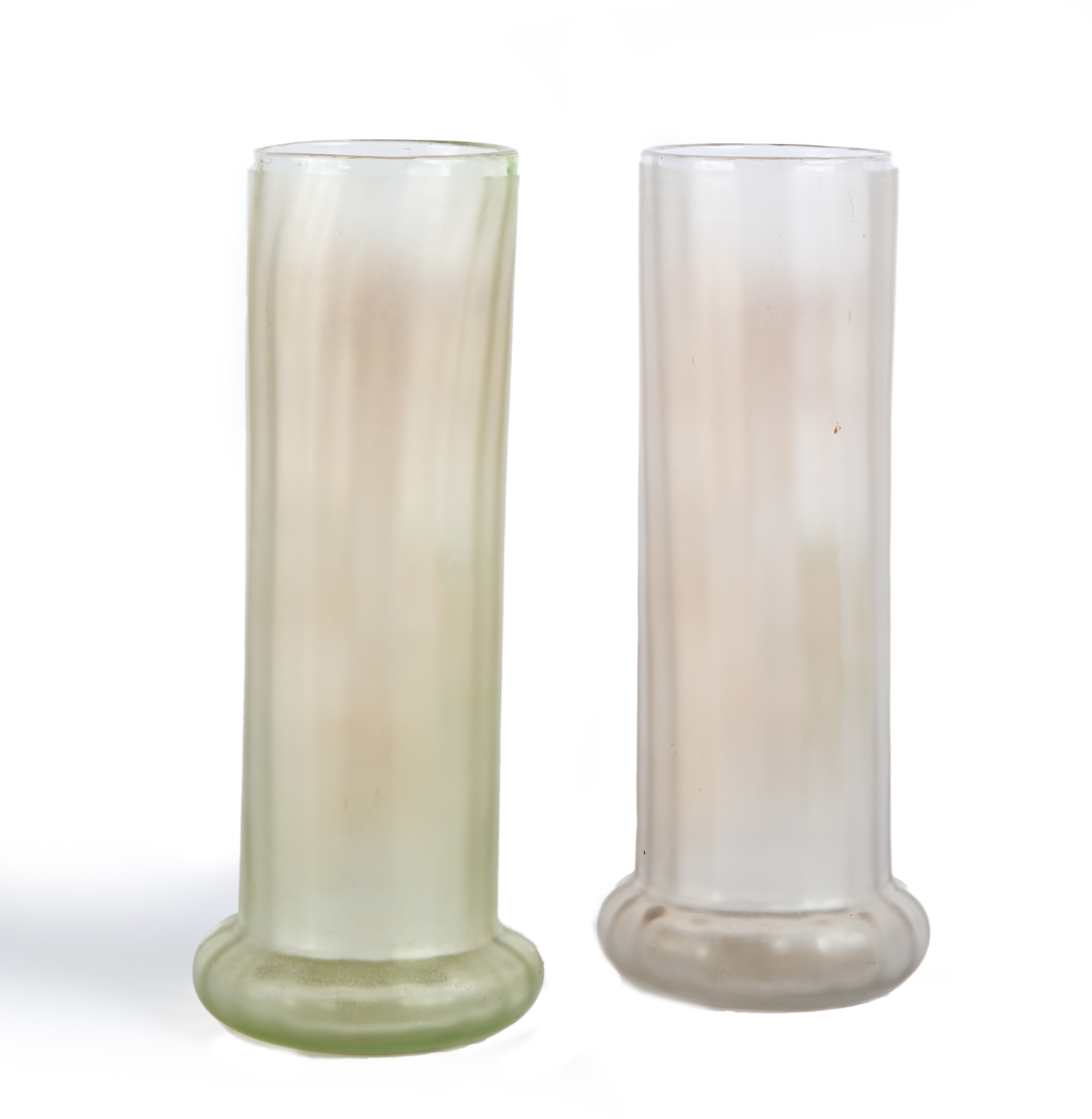 Coppia di vasi in vetro soffiato e smalti, Art Nouveau, modello Lamartine, manifattura Legras di ...