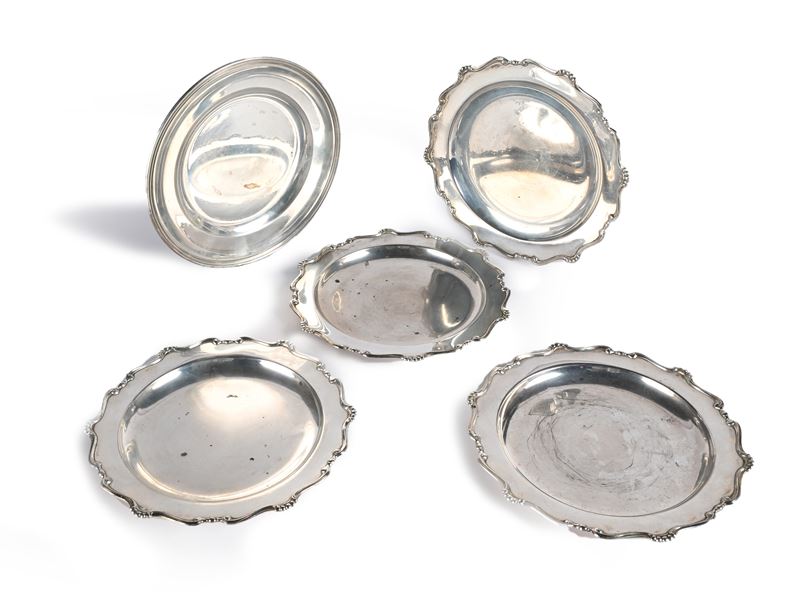 Cinque Piatti Diversi in Argento