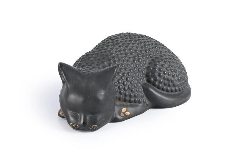 Piero Fornasetti - gatto nero accovacciato in ceramica, Milano, Anni Cinquanta