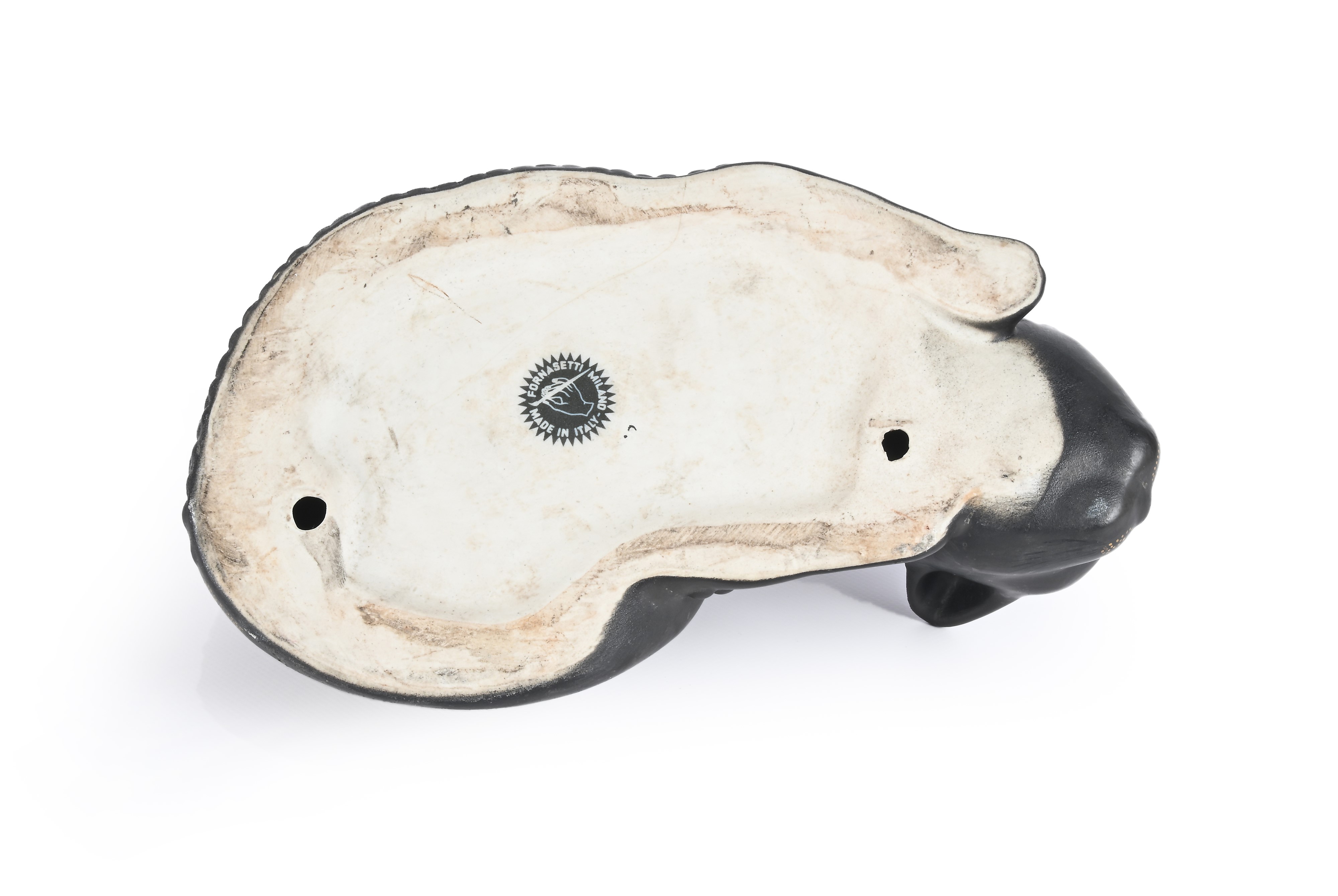 Piero Fornasetti - gatto nero accovacciato in ceramica, Milano, Anni Cinquanta