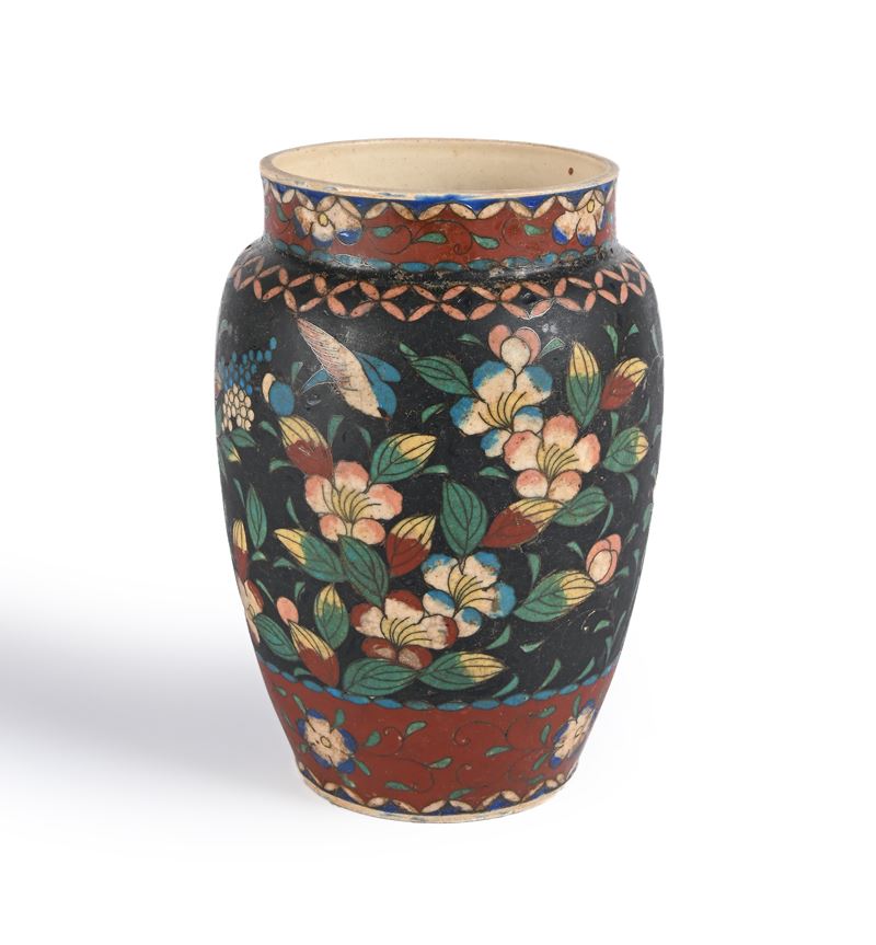 Vaso in terraglia a smalto opaco, fine del XIX secolo