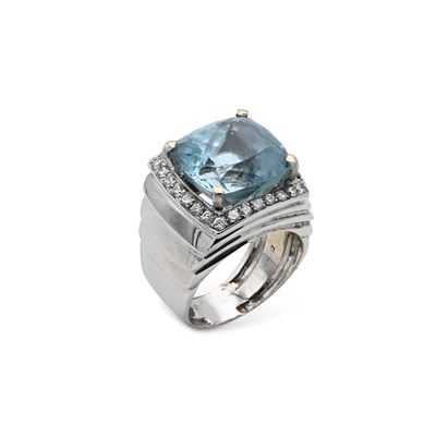 Anello in Oro, Acquamarina e Brillanti