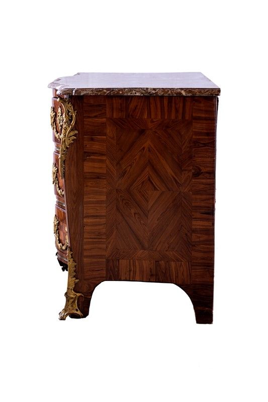 Commode