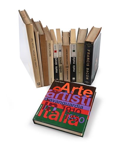 Lotto Composto Da: 4 Volumi Ragghianti Mondrian Edizione di Comunità; Marchiori Arte ed Artisti D...