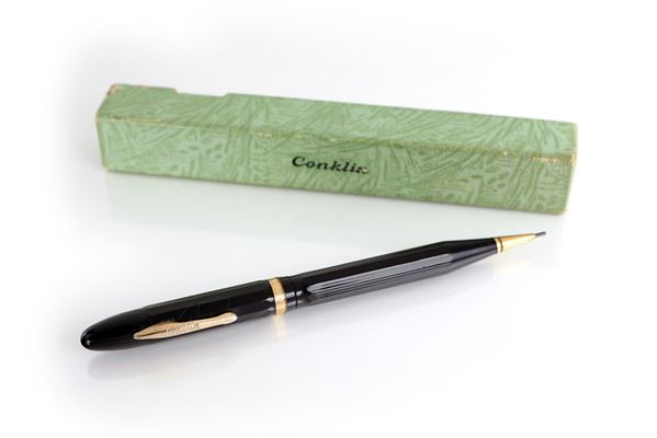 Conklin Endura - Portamine vintage in celluloide nera con particolari placcati in oro giallo