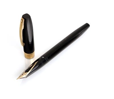 Sheaffer - Penna Stilografica in Celluloide Nera con Particolari Dorati