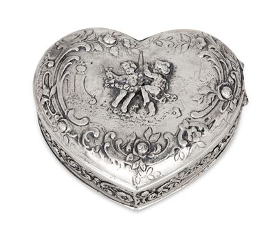 Porta Gioie in Argento a Forma di Cuore, Milano Anni Sessanta