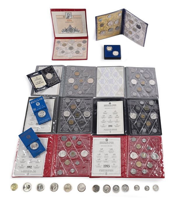 Lotto 9 Serie Divisionali 1970, 1986-1994; 18 pezzi da 100, 200, 500 e 1.000 Lire Repubblica Italiana