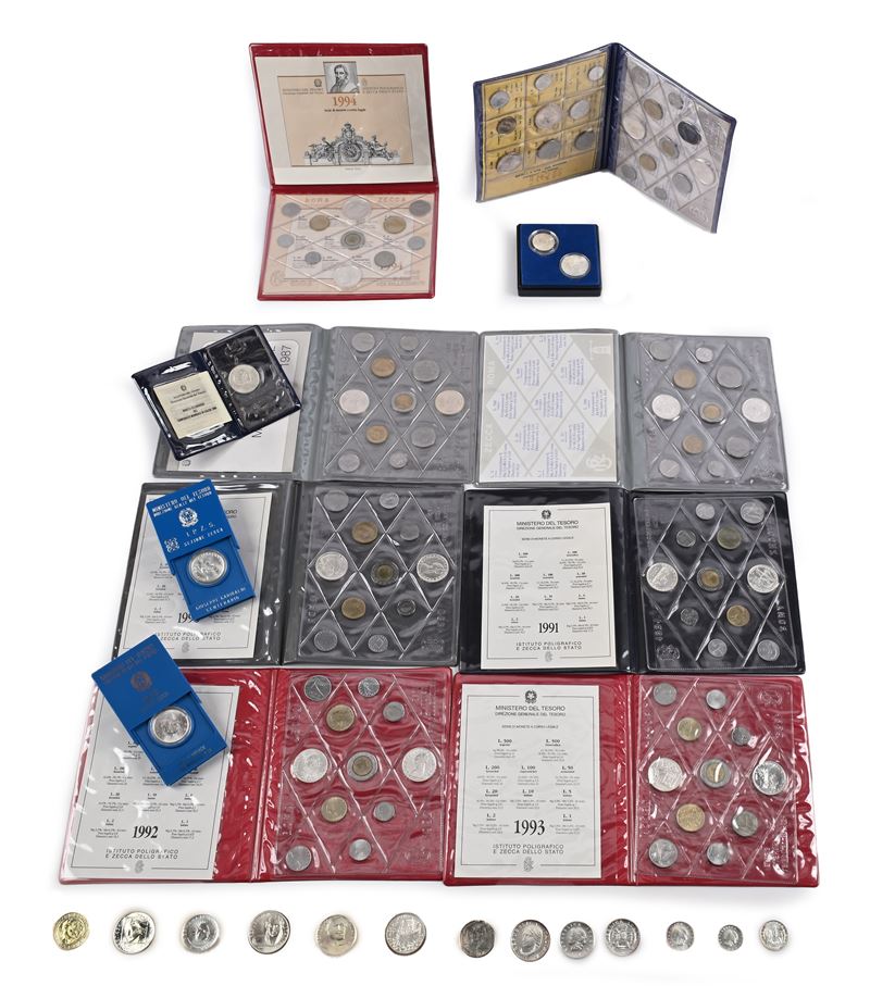 Lotto 9 Serie Divisionali 1970, 1986-1994; 18 Pezzi da 100, 200, 500 e 1.000 Lire Repubblica Ital...