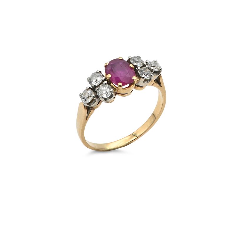 Anello in Oro, Diamanti e Rubino