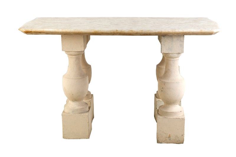 Tavolo in Marmo e Peperino