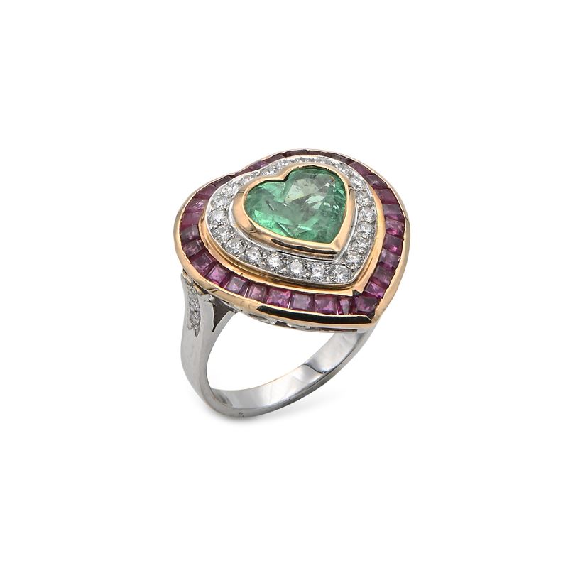 Anello in Oro, Smeraldo, Brillanti e Rubini.