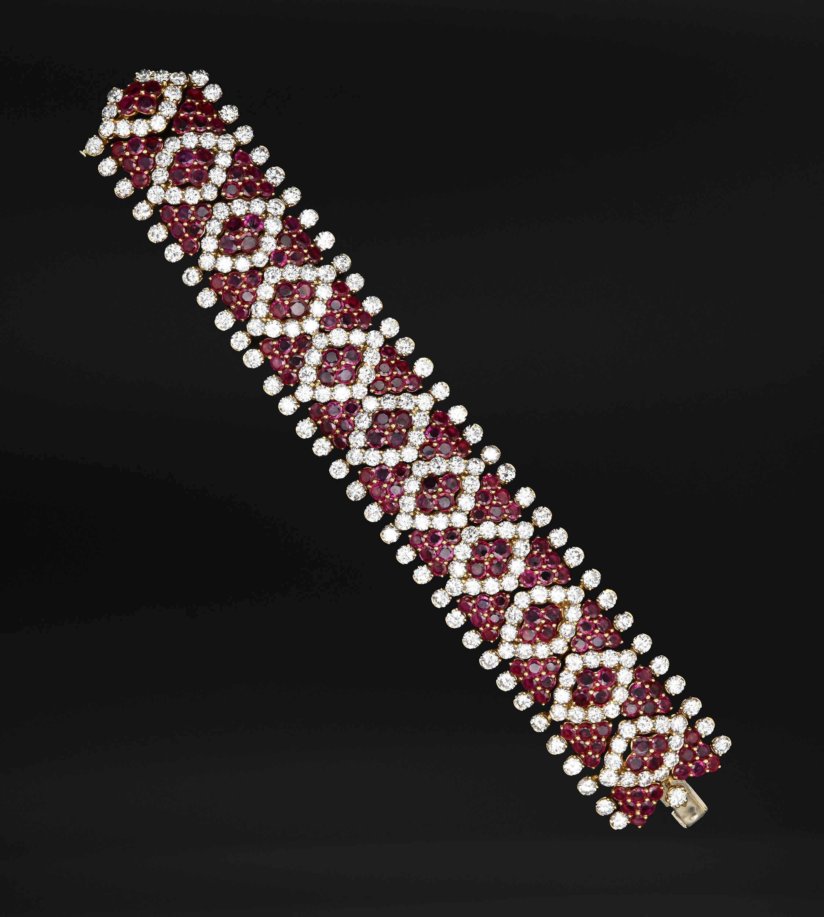Importante Bracciale in Oro, Rubini e Brillanti