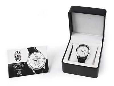 Juventus Stadium - Orologio da Polso Automatico da Uomo in Acciaio con Datario e Fondello Schelet...
