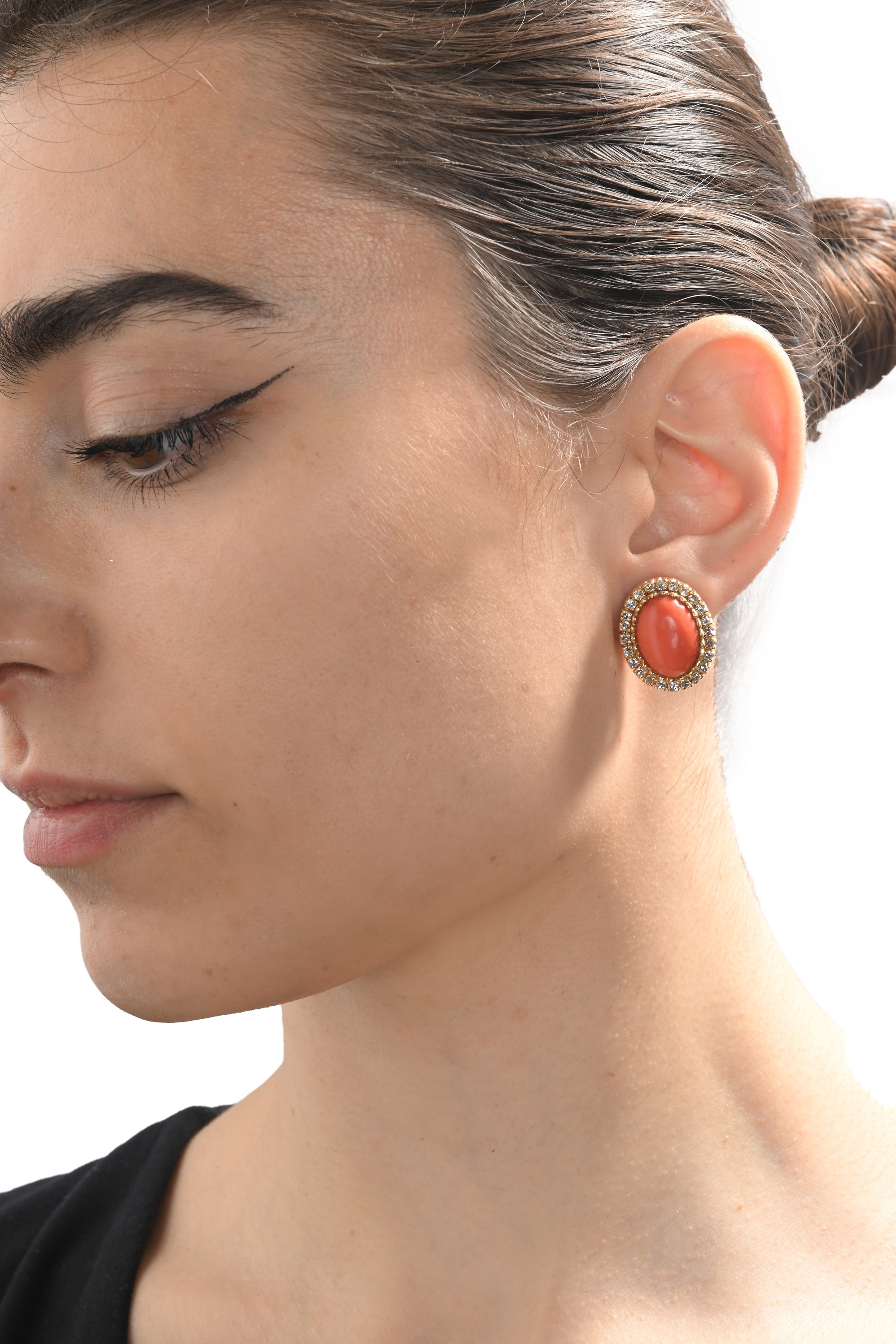 Orecchini in Oro Diamanti e Corallo