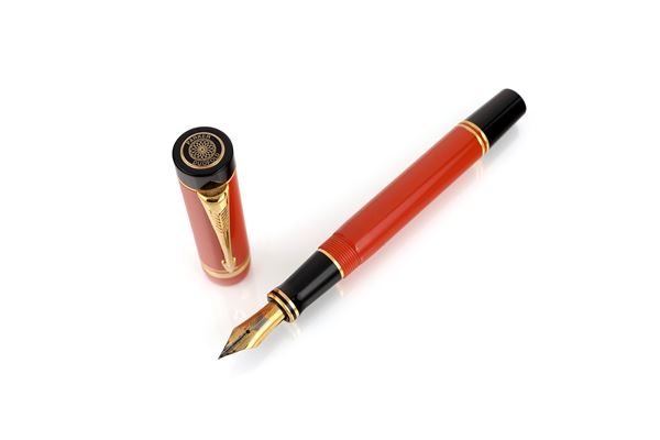 Parker Duofold - Penna stilografica in vernice con particolari dorati